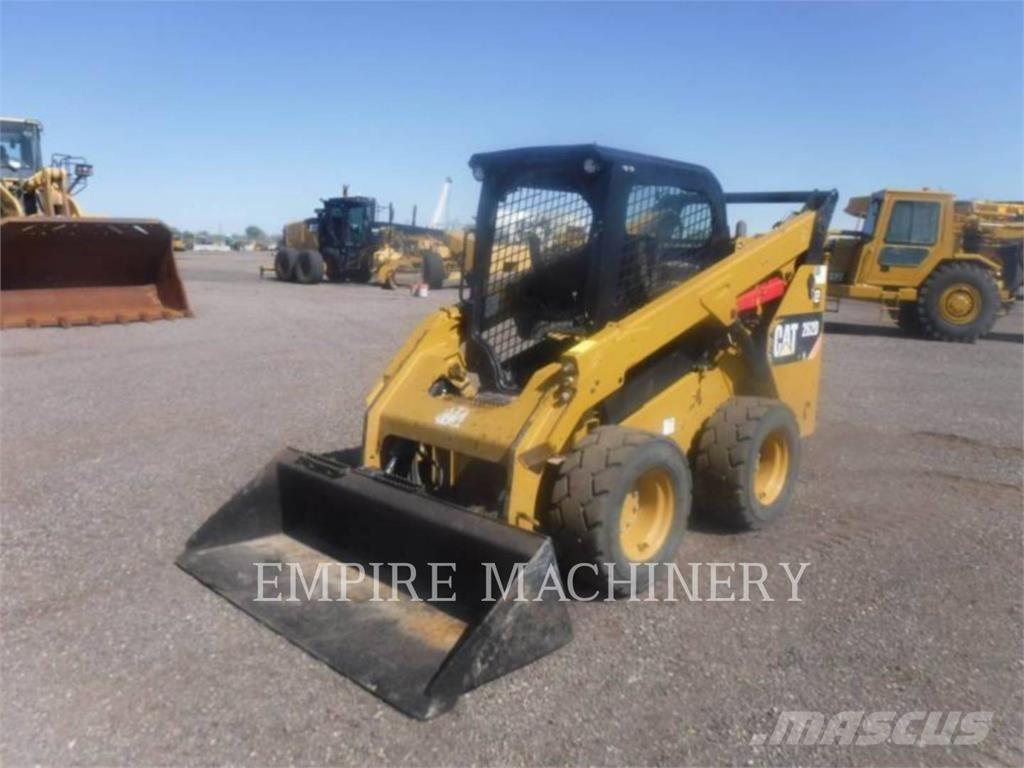 CAT 262D Skid steer loaders