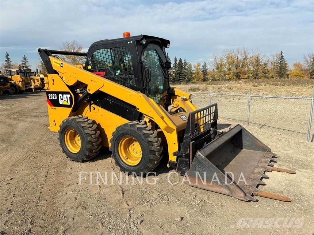 CAT 262D Skid steer loaders