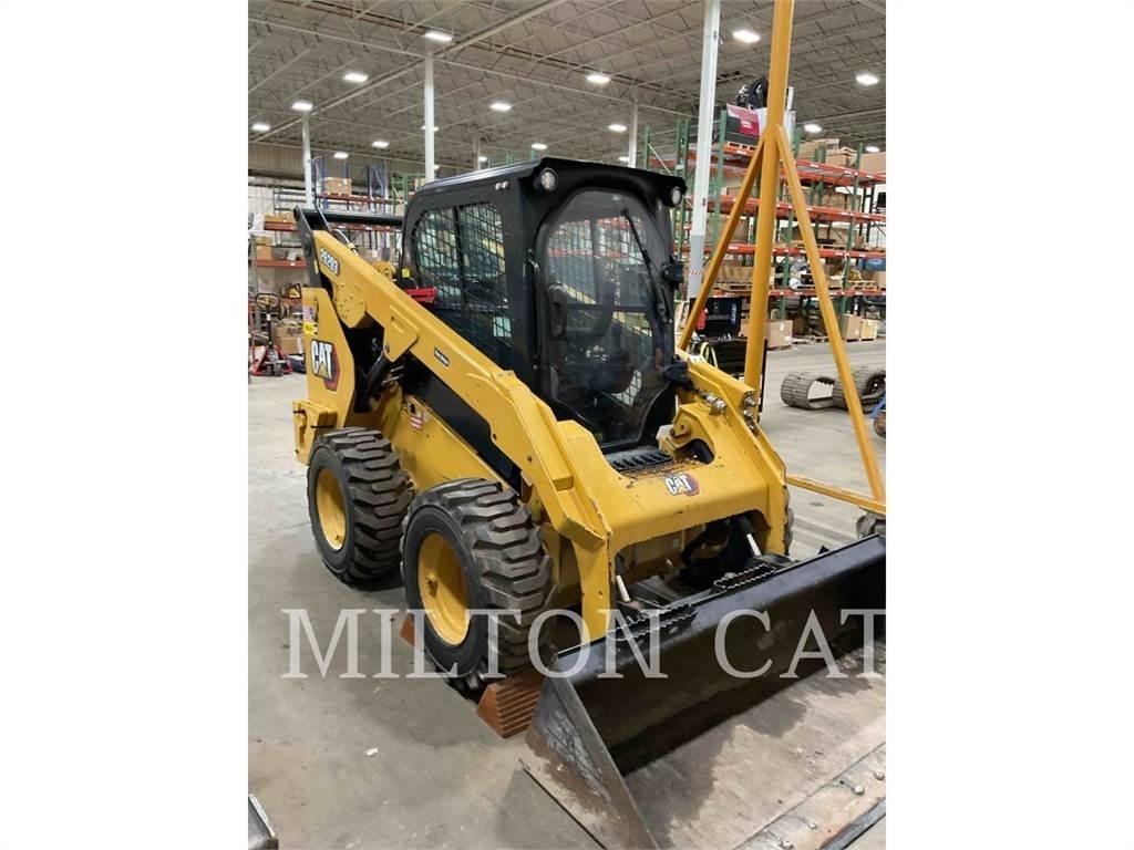 CAT 262D 3 Skid steer loaders