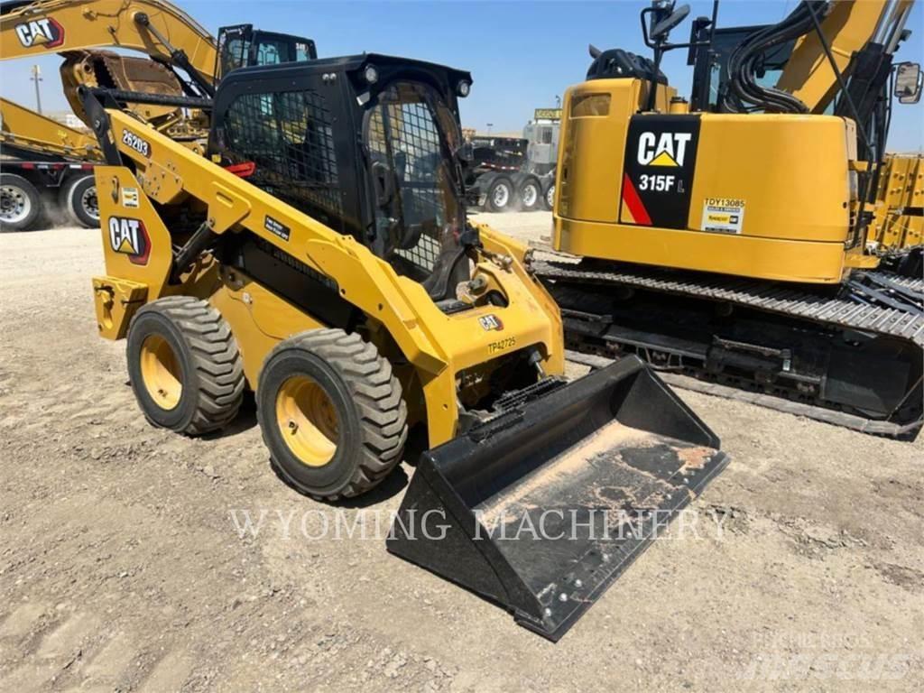 CAT 262D3 Skid steer loaders