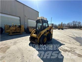 CAT 262D3 Skid steer loaders