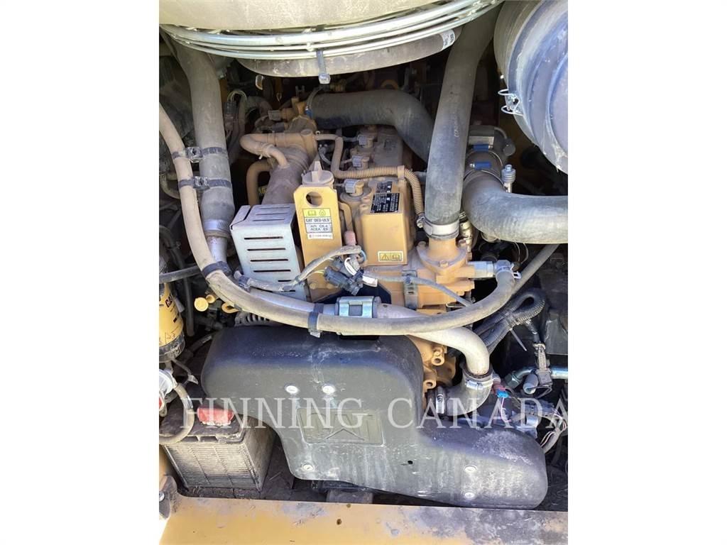 CAT 262D3 Skid steer loaders