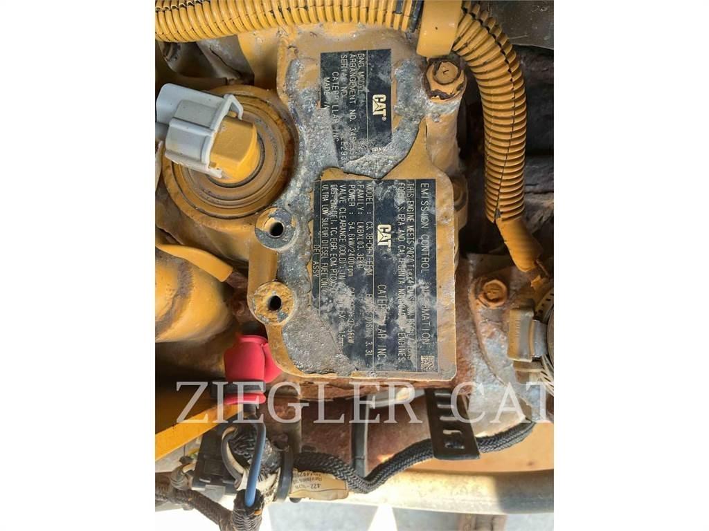 CAT 262D3 Skid steer loaders