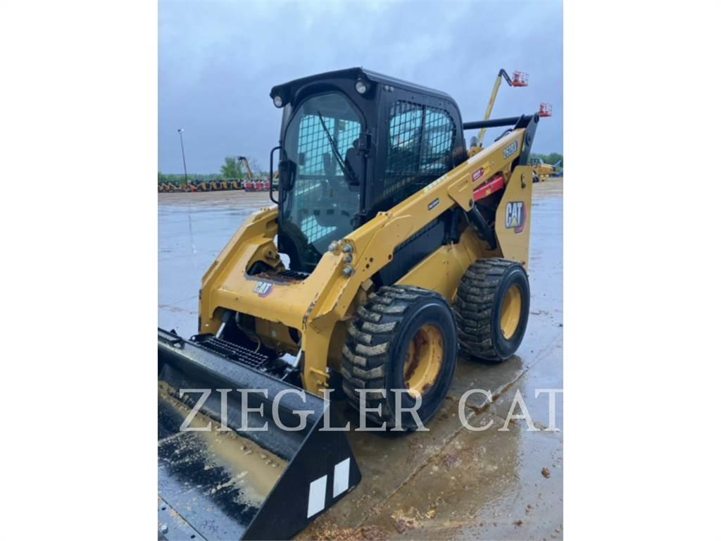 CAT 262D3 Skid steer loaders