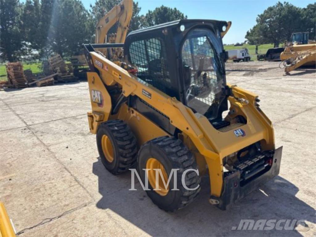 CAT 262D3 Skid steer loaders