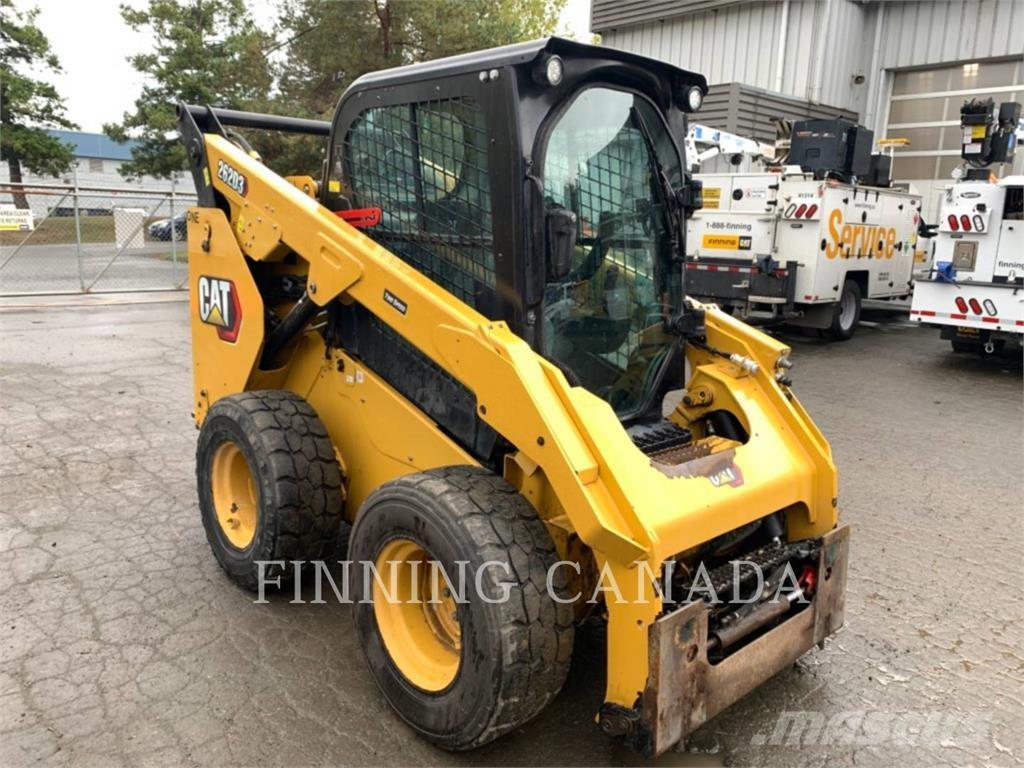 CAT 262D3 Skid steer loaders