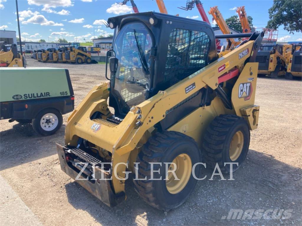 CAT 262D3 Skid steer loaders