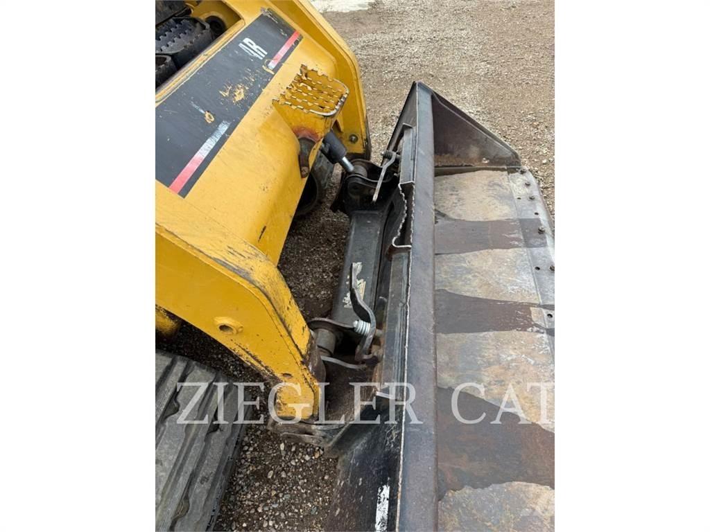 CAT 267B Crawler loaders