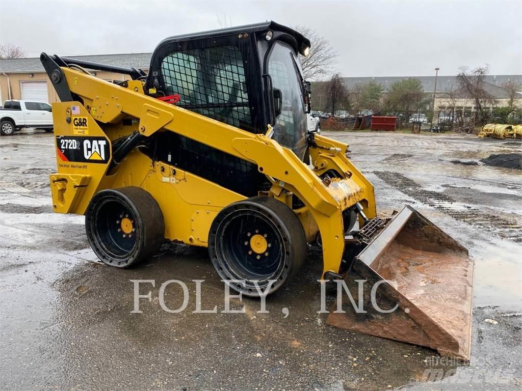 CAT 272D2 Skid steer loaders