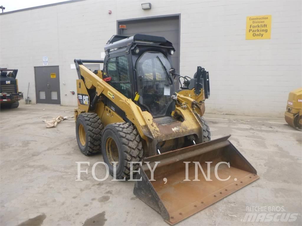 CAT 272D2XHP Skid steer loaders
