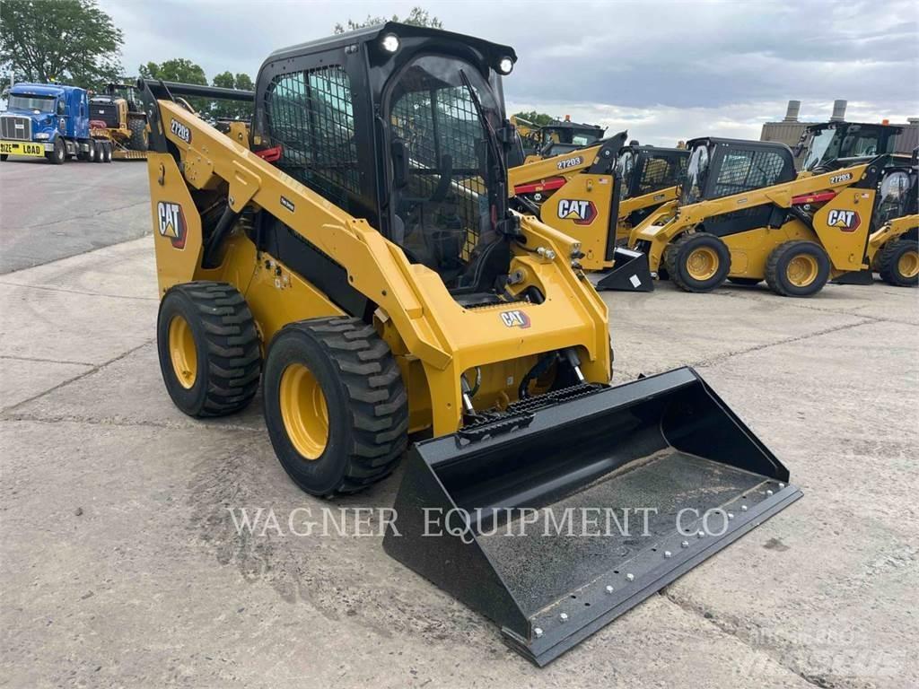 CAT 272D3 Skid steer loaders