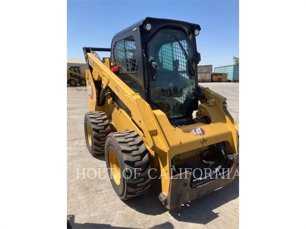 CAT 272D3 Skid steer loaders