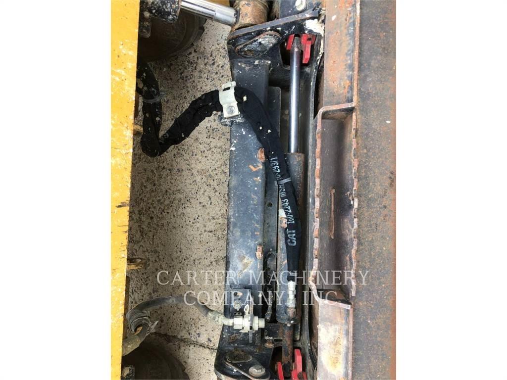 CAT 272D3XE Skid steer loaders