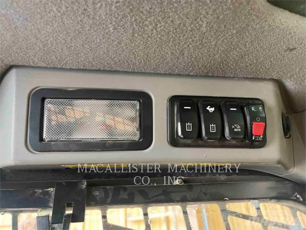 CAT 279D3 Crawler loaders