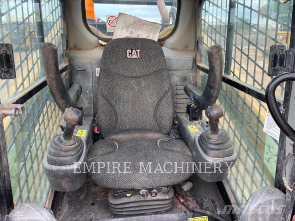 CAT 299D2 CA Skid steer loaders