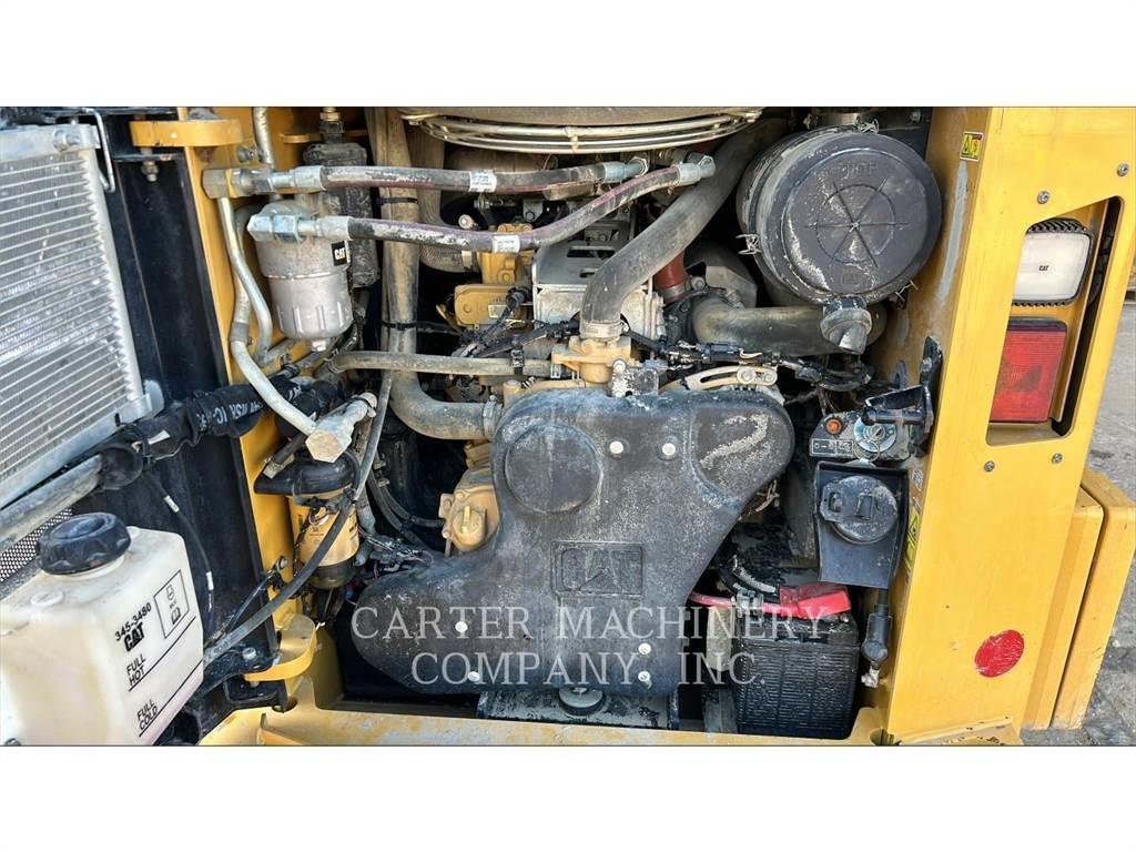 CAT 299D3 Skid steer loaders