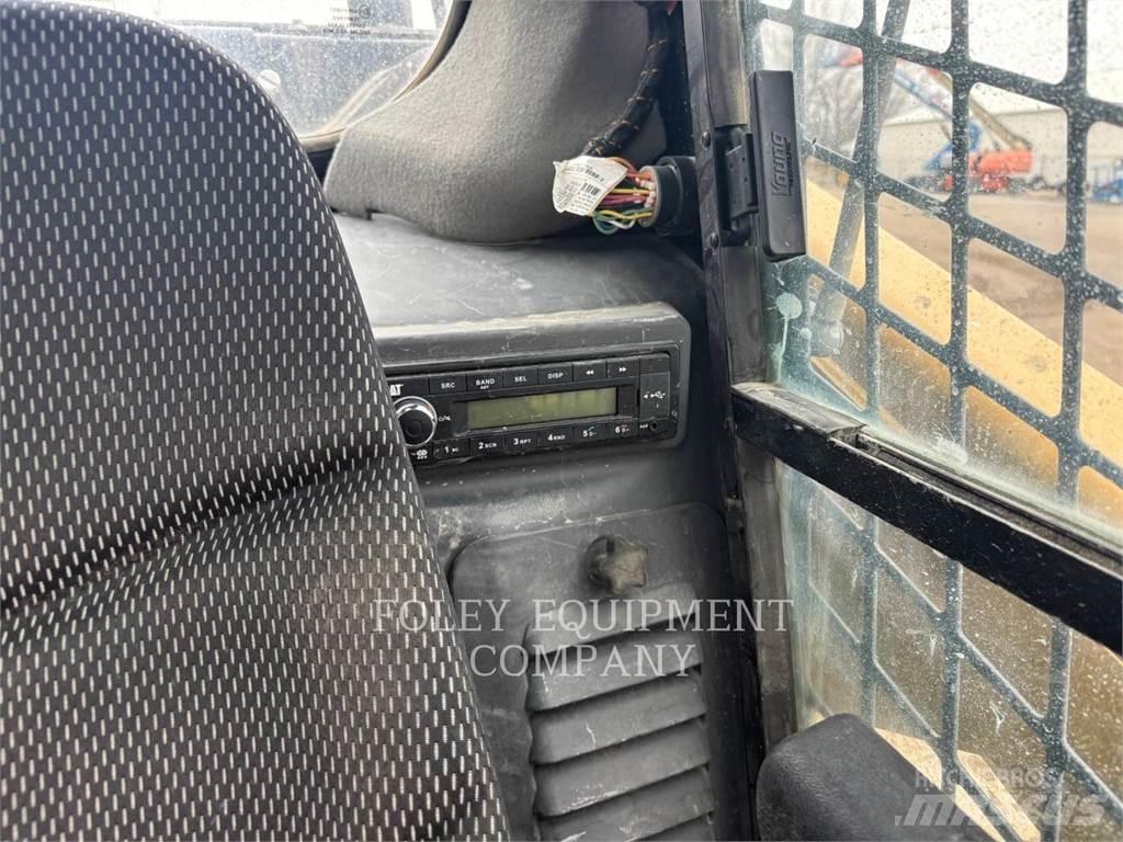 CAT 299D3XPS2C Skid steer loaders