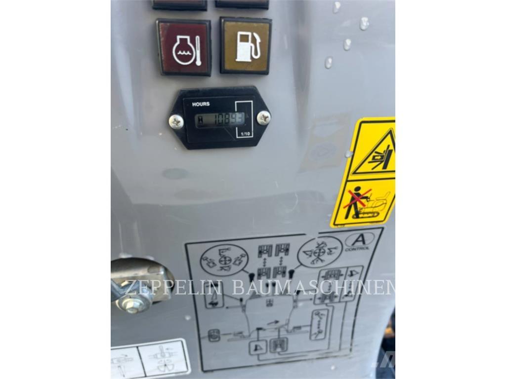 CAT 300.9D Crawler excavators