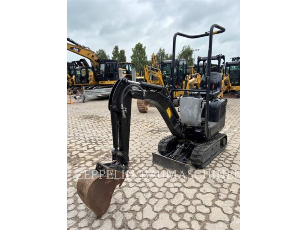 CAT 300.9D Crawler excavators