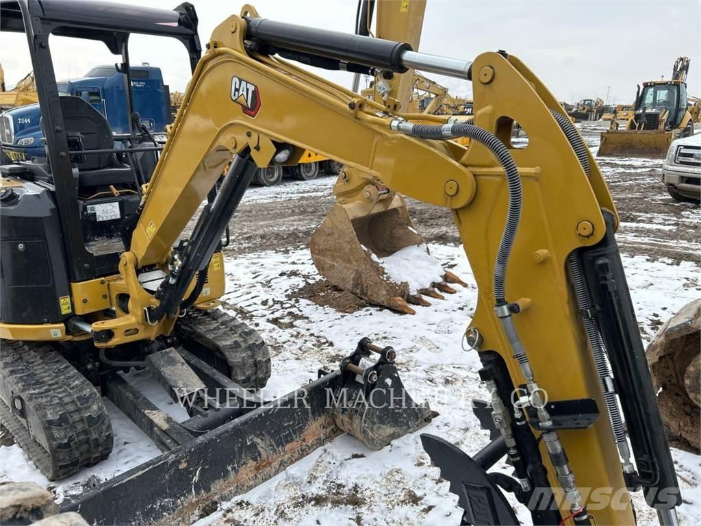 CAT 302.7 C1TH Crawler excavators