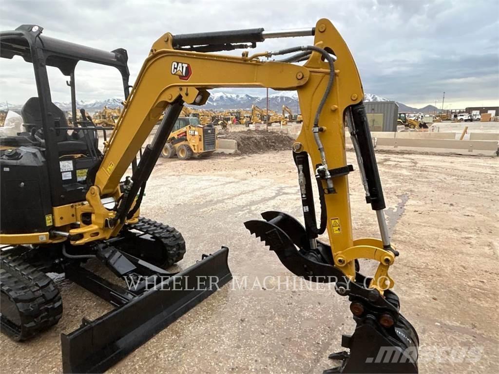 CAT 302.7 C1TH Crawler excavators