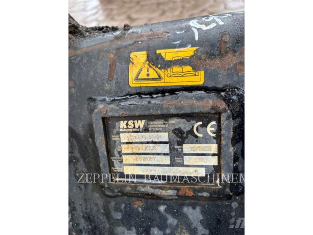 CAT 302.7D Crawler excavators