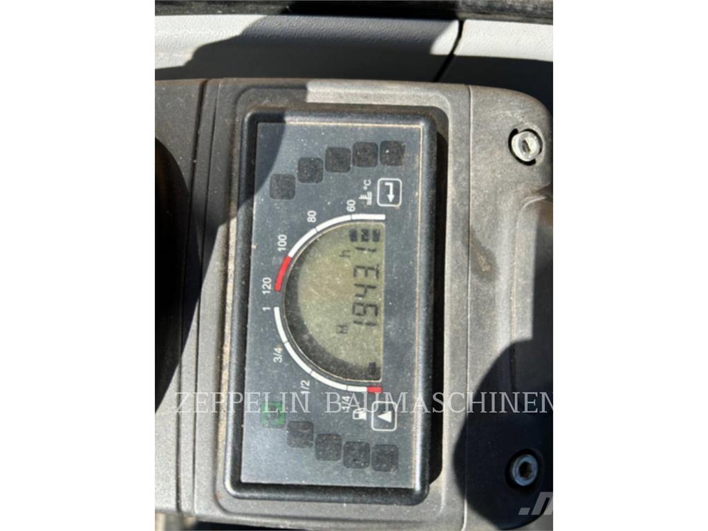 CAT 302.7D Crawler excavators