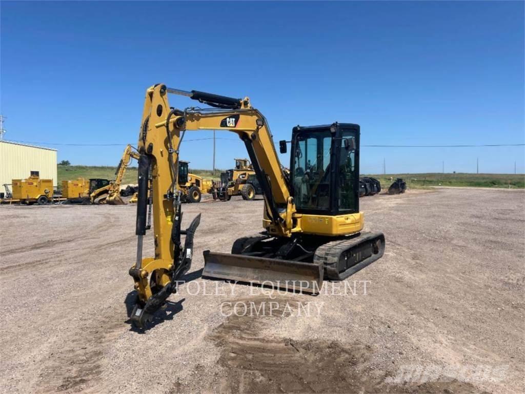 CAT 305.5E2LC Crawler excavators