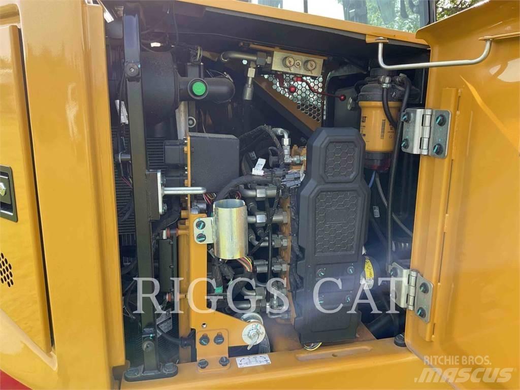 CAT 30907CR Crawler excavators