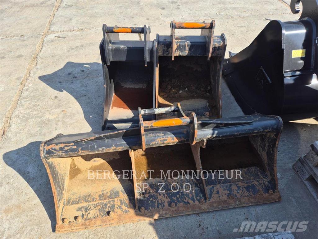 CAT 310 Crawler excavators