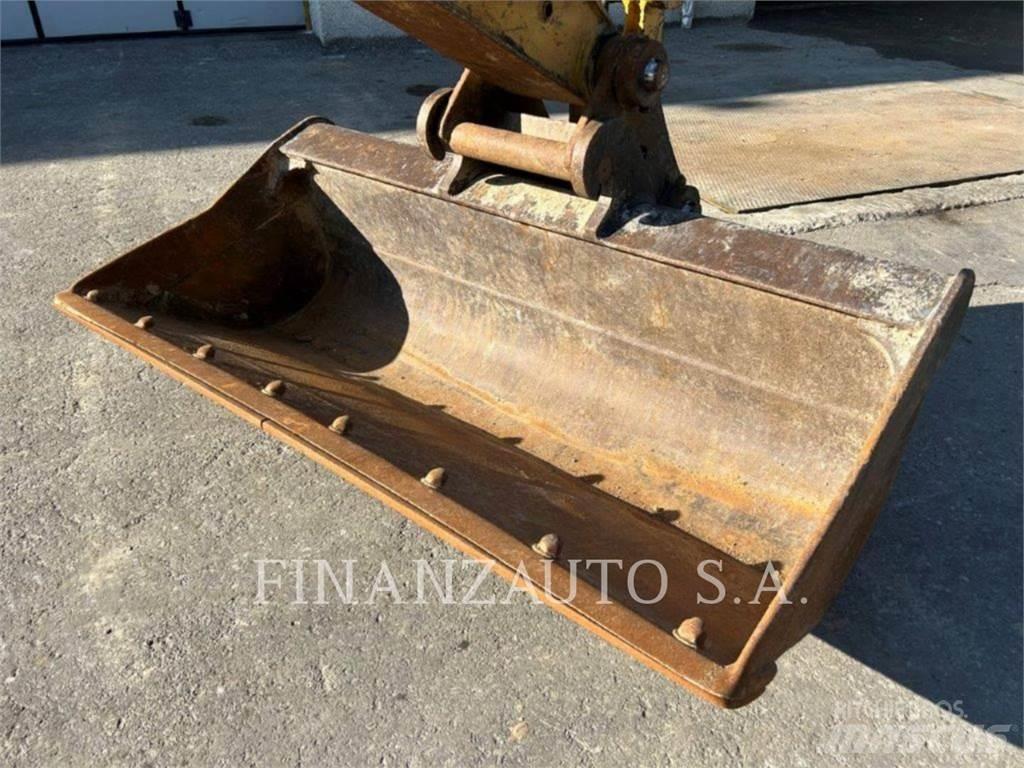 CAT 318F Crawler excavators
