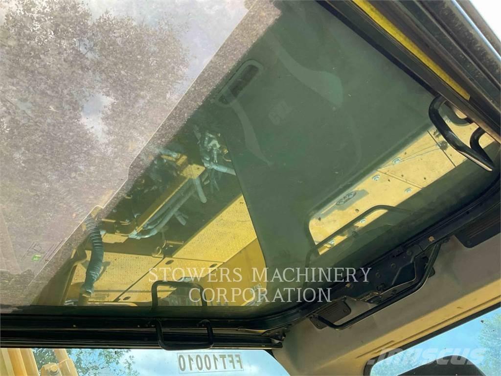 CAT 318FL Crawler excavators
