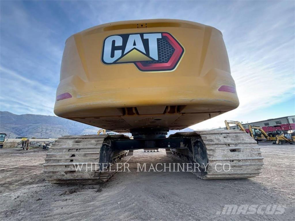 CAT 320 Crawler excavators