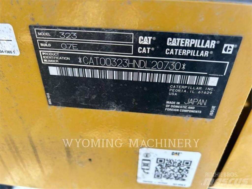 CAT 323 Crawler excavators