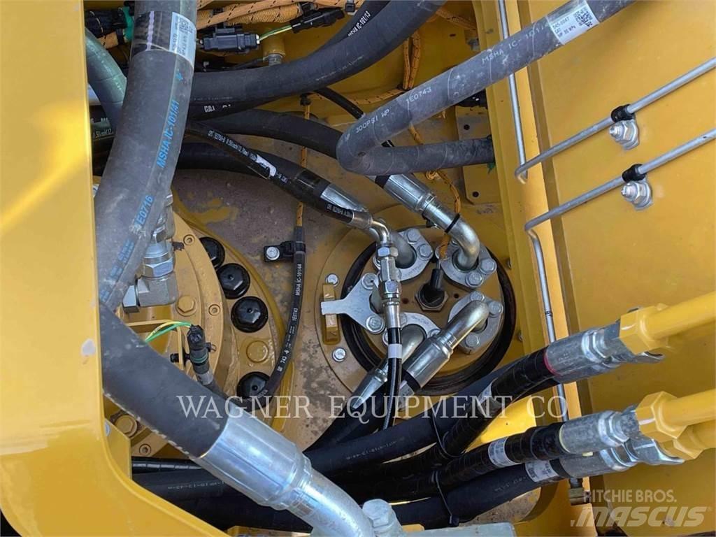 CAT 323 Crawler excavators