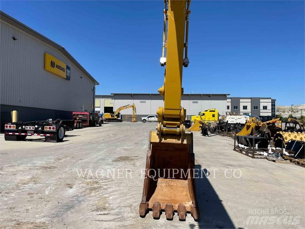 CAT 323 Crawler excavators