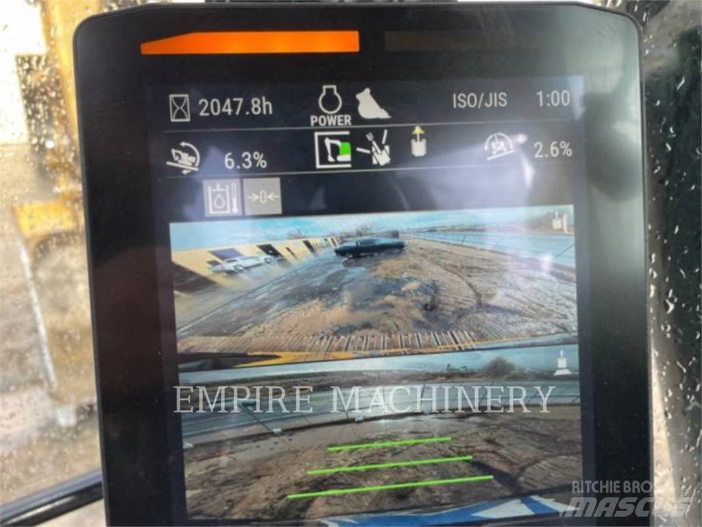 CAT 323 Crawler excavators