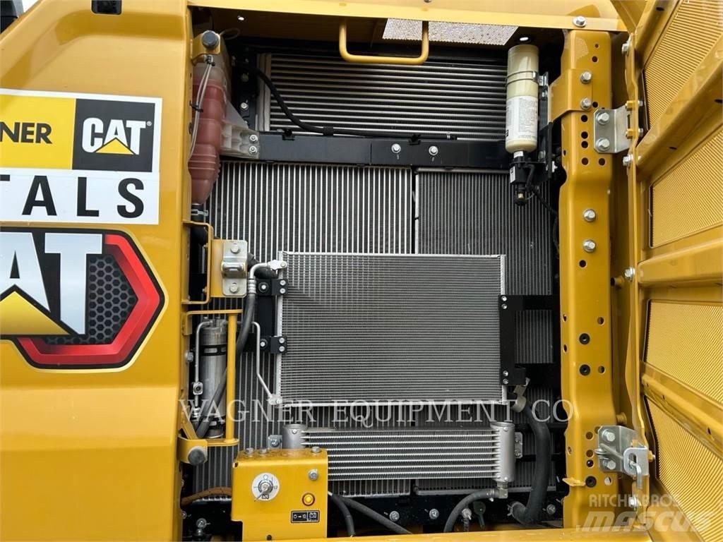 CAT 323 Crawler excavators
