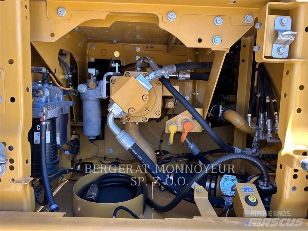 CAT 323 Crawler excavators