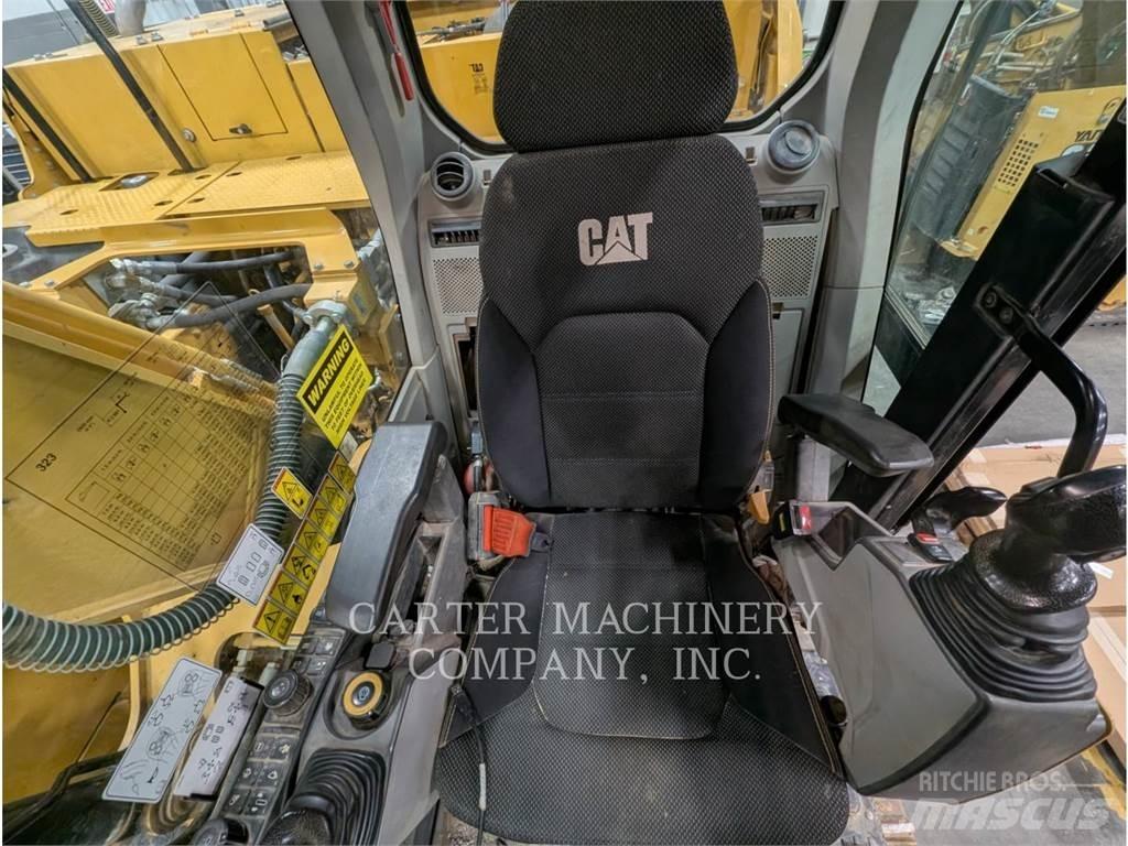 CAT 323 Crawler excavators