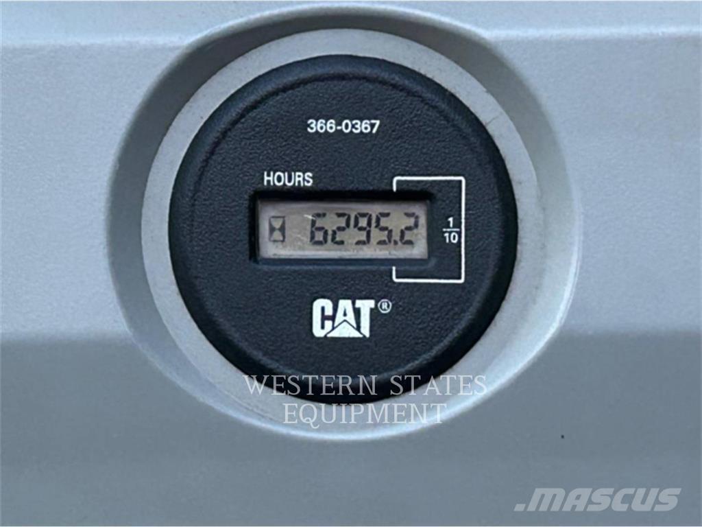 CAT 323F Crawler excavators