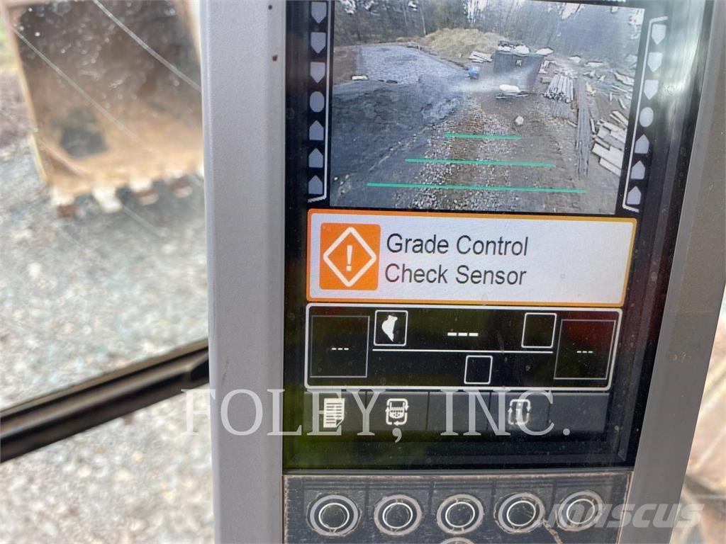 CAT 323FL Crawler excavators