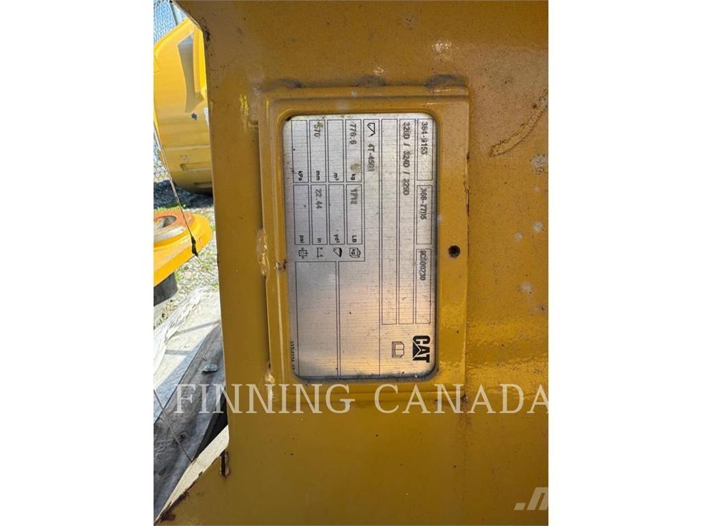 CAT 324-RP-51 Scarifiers