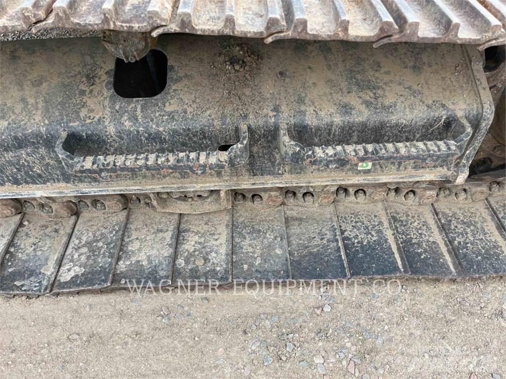 CAT 325 Crawler excavators