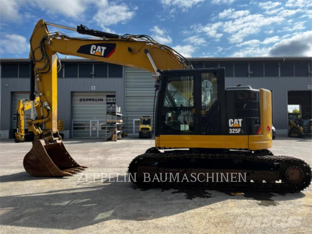 CAT 325FL Crawler excavators