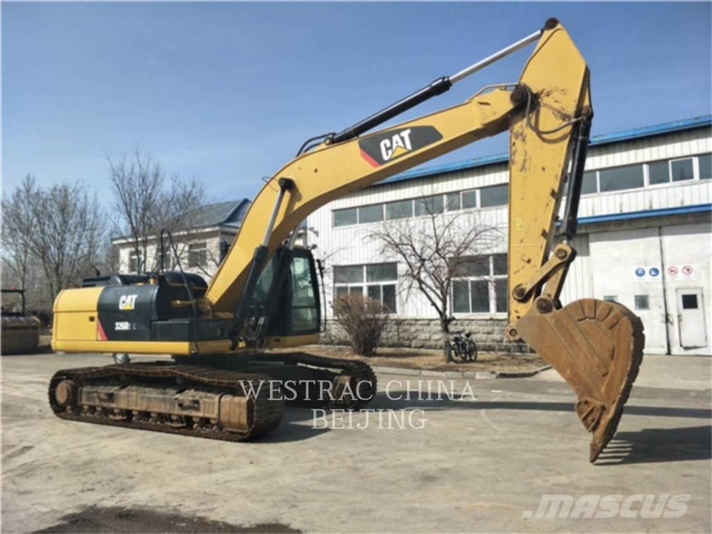 CAT 326D2L Crawler excavators