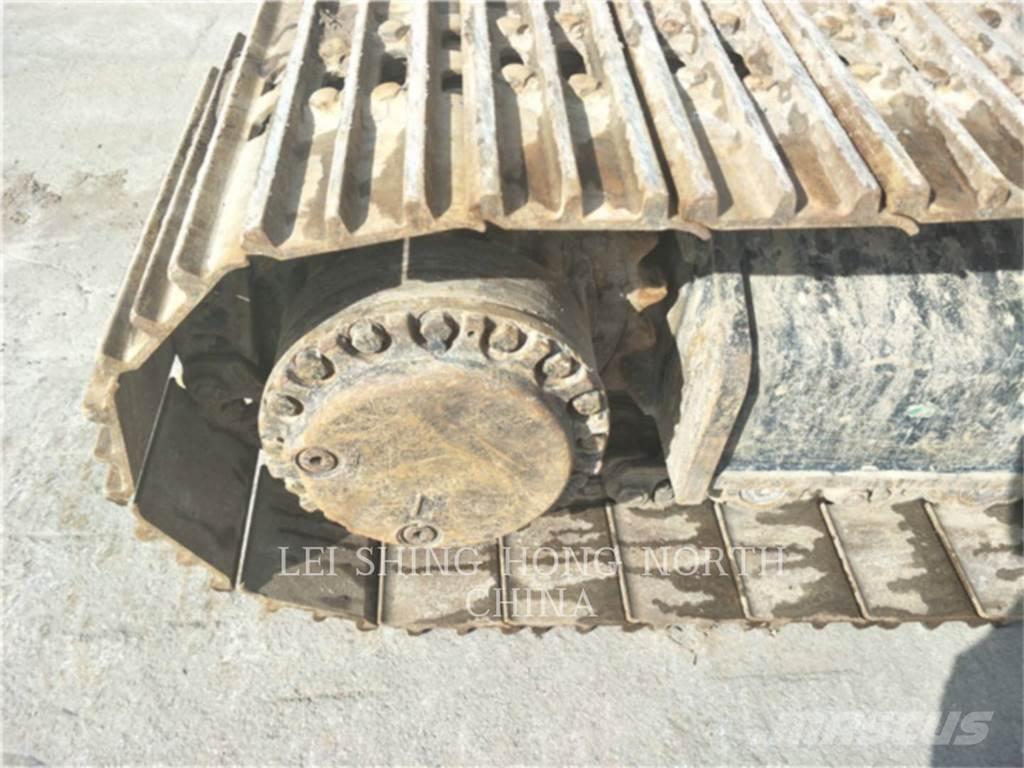 CAT 326D2L Crawler excavators