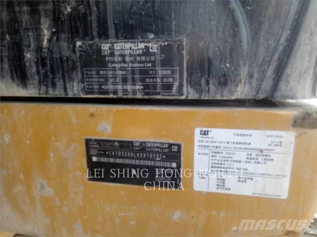 CAT 326D2L Crawler excavators