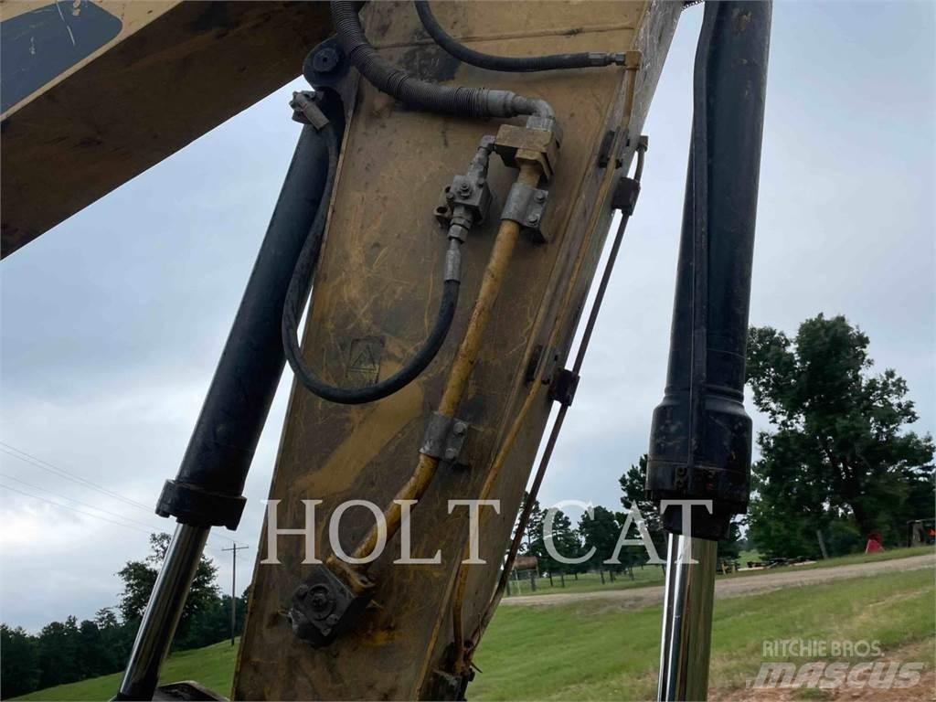 CAT 326FL Crawler excavators