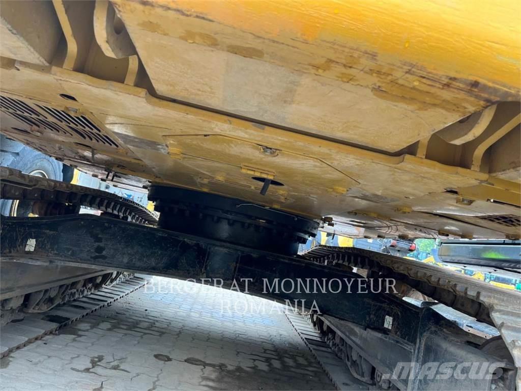 CAT 326FLN Crawler excavators